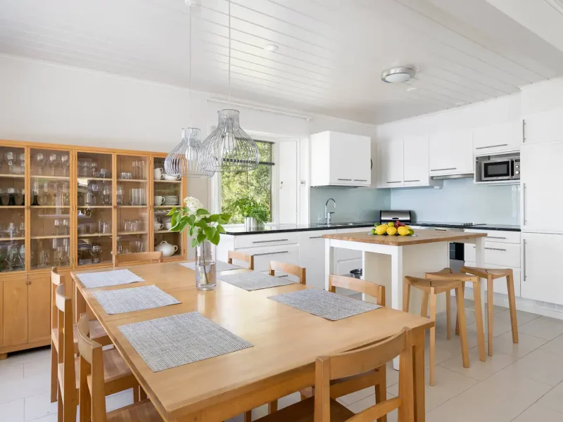 9163c639-5652-421a-9a9a-ef3ecdee69f2